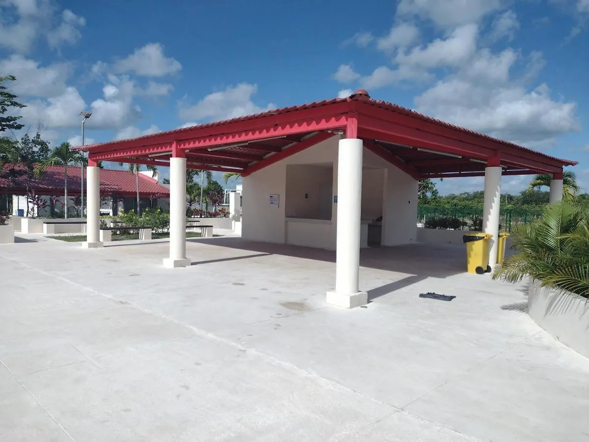 Cancun Smart House With Pool & Aquapark 0*,  Mexico
