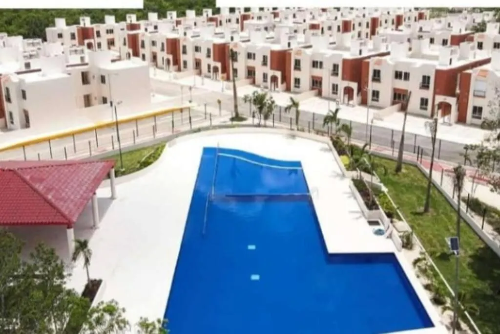 Cancun Smart House With Pool & Aquapark Apartment